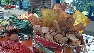 Aparador de comida festa de casamento dia 10 de janeiro sábado 