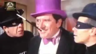 Batman 1996 - Penguin's Umbrella Shop - Burgess Meredith