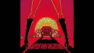 1000mods - 7 flies (Official Audio Release)