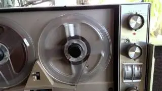 AMPEX 800 reel to reel sound recorder player