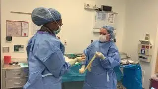 How to gown and glove for surgery! After the scrub 😌