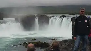 the mind cooling sound of waterfall