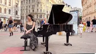 Emotional Street Piano🎹 | Brahms Intermezzo Op.118 No.2
