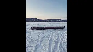 Comment fabriquer un quai flottant sur la glace. 16'large x24' long