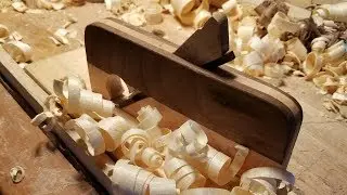 Maple & Walnut Shoulder Plane