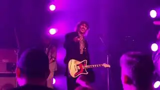 The Darkness live. Fat Bottomed Girls. Varsity Theater, Minneapolis, MN. 9/19/25
