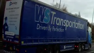 WS Transport Near Miss with DV69 FXW, Idiot Pick up.