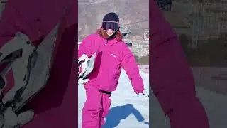 2627 spread let me try it for you first.#ski#Veneer girl#snowboard#Slip lightly