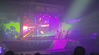 Nyte Walkers Show Halloween Haunt Kings Island