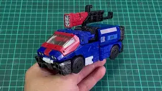 Transformers War for Cybertron Siege WFC-S49 Crosshairs (Cybertronian van mode to Robot mode)
