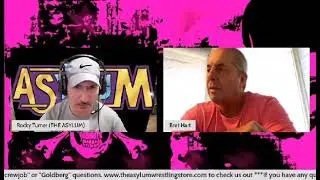 TSC&rsquo;s Niko Meets Bret the Hitman Hart!