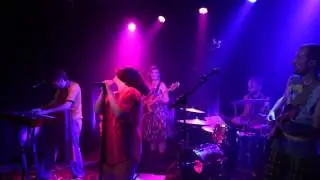 Os Tropies - Tinindo Trincando (Small World Music 2014)