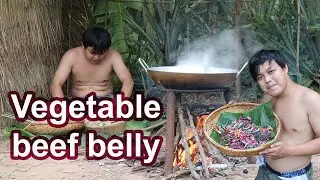 Vegetable beef belly | Primitive food cooking
