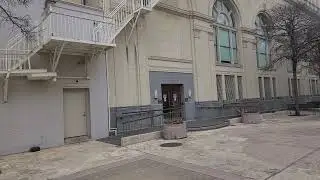 Caminando por las calles de San Antonio, Texas.