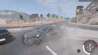 I tested to drift a Police Interceptor with traffic in BeamNG Drive
