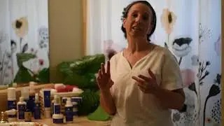 Discover our Tahitian Blue Hawaiian Red Marine Algae skin care collection.    Anti-aging at any age.