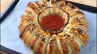 puff pastry recipe ideas/ HOW TO MAKE  PUFF PASTRY PIZZA RING/ Quick and easy recipe