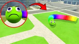 RAINBOW HUNGRY WORM IS HAUNTING ME in CITY in Garry's Mod