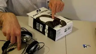 Bluetooth Headphones and Hardwired headphones simultaneously.