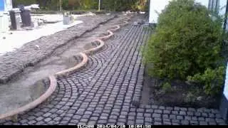 laying granite setts. reclaimed to driveway