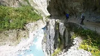 Cliff carved trail from Chame to Upper Pisang