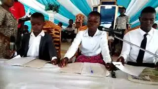 How Ghanaian studens read Twi News