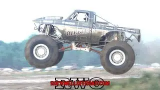 MEGA TRUCKS JUMPING AT MICHIGAN MUD JAM!