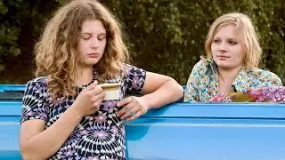 Trailer BESTE ZEIT (2007, Anna Maria Sturm, Rosalie Thomass, Marcus H. Rosenm&uuml;ller)