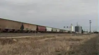 UP 5948 & UP 6352 east into Cozad, NE 05dec08
