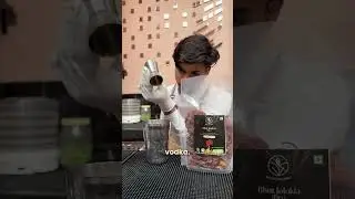 The #fireshot ft. #bhutjolokia chilli by Shiva Organic. 🌶️ #vodka #chillishots #shivaorganic