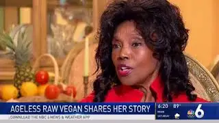 Look How YOUNG Looking this 75 Year Old Raw Vegan Is.