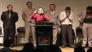 Miss Erica Gomes-USA  Ministrando no Arapongas em Chamas