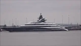 Kismet (£3m per Week) Sails Past Gravesend  Oct 10, 2025