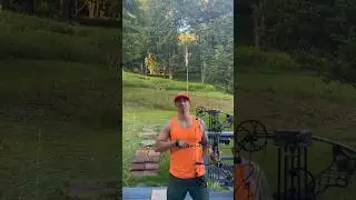 Shooting - Bow Hunting - Practice in Front of Deer 🦌- #Shooting #bowhunting #PowerMove #Hunting