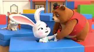 Precious Paw Patrol  : (The kitten loves the art of the jungle.)