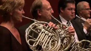 Wolfgang Amadeus Mozart Serenade in D Major, K. 320 