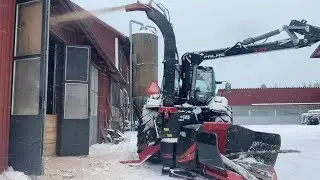 K&ouml;p Flishugg med kran Farmi Forest CH 27 p&aring; Klaravik