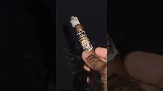 La Aroma De Cuba, Small Batch, finally got to try one and it was amazing.