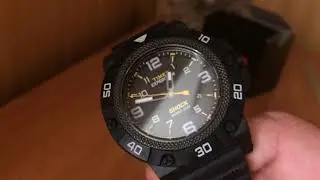 Часы  Timex  TW4B01000