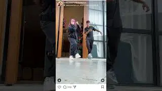 Emily Vick e Leozinho dan&ccedil;ando