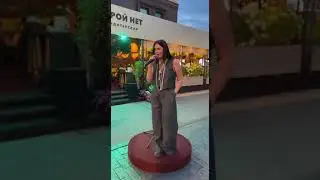 Ходим с Бекой по центру наводим движ, ищем славу 🤙😎 Если кто увидит Славу скажите ему ,что мы тут.