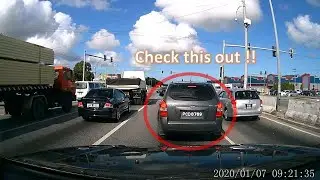 Distracted Driver !!  😪😬