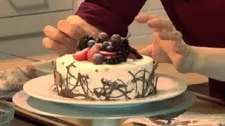 How to Make a Whipped Topping for an Ice Cream Cake : Ice Cream Desserts