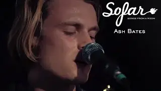 Ash Bates - The Tourist | Sofar Seville