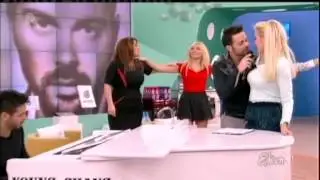 Ο Ηλίας Βρεττός στην Ελένη (C)