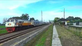 Kereta KAIS & 4 Kereta Jarak Jauh Ngebut Parah Di Petak Stasiun Ciekar - Rancaekek