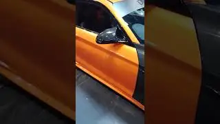 Exposed carbon fiber BMW M2