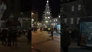 BRNO CZECH - SUASANA CHRISTMAS MARKET DI PUSAT BRNO