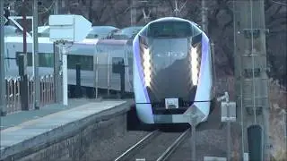 E353系の通過ってカッコいいですよね。
