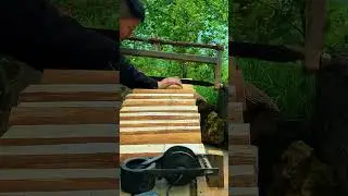 Hand-Sawing Through Wood with Pure Control#HandTools #Woodworking